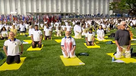 Pm Modi Performs Yoga On International Yoga Day At Un Headquarters In