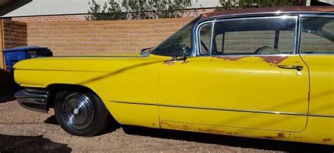 1960 CADILLAC COUPE DEVILLE BUBBLE TOP GARAGE FIND RUNS AND DRIVES