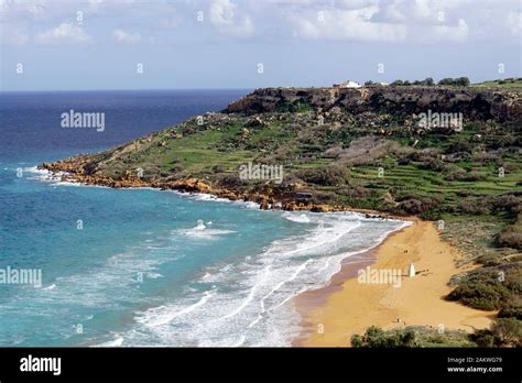 Blick Von Der Calypso Cave Auf Den Ramla Bay Strand Xaghra Gozo