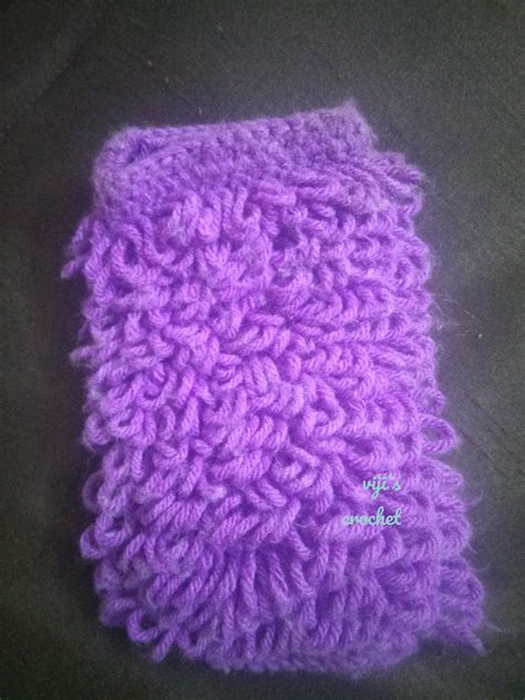 Vijis Crochet Fluffy Mobile Pouch