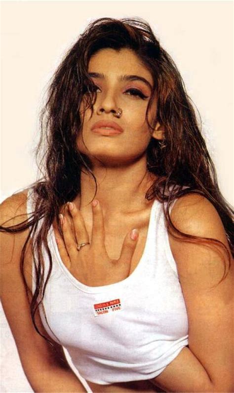 Raveena Tandon Hot Sexy Wallpapers Hot Celebs Wallpapers