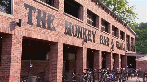 Historic Monkey Bar And Grille Celebrates Re Opening After Devastating Fire