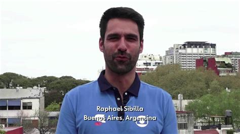 Vídeo NA PONTA DOS DEDOS Raphael Sibilla fala sobre os primeiros