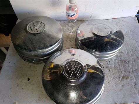 Vw Hubs Cap 10 Total 3 Different Types Trice Auctions