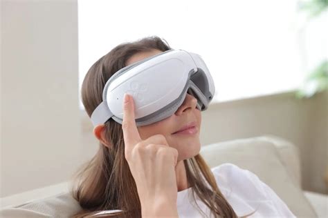 Bob And Brad EyeOasis 2 Eye Massager A Game Changer For Tired Eyes