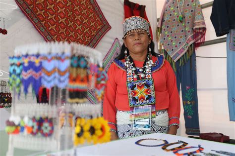 Fiesta de San Juan en Pucallpa arte amazónico se expone en la Feria