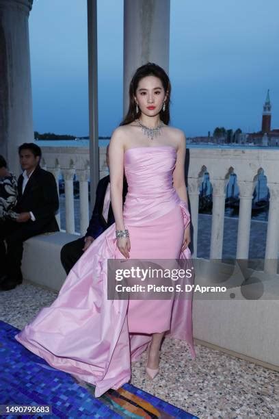 Liu Yifei Photos And Premium High Res Pictures Getty Images