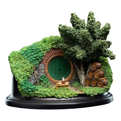 The Hobbit An Unexpected Journey Diorama Hobbit Hole 15 Gardens