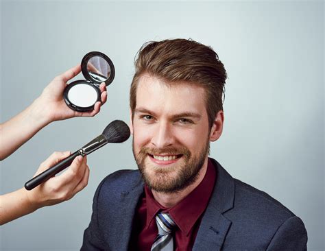 Mannen make-up: trend of taboe? - Belgische Beauty Federatie