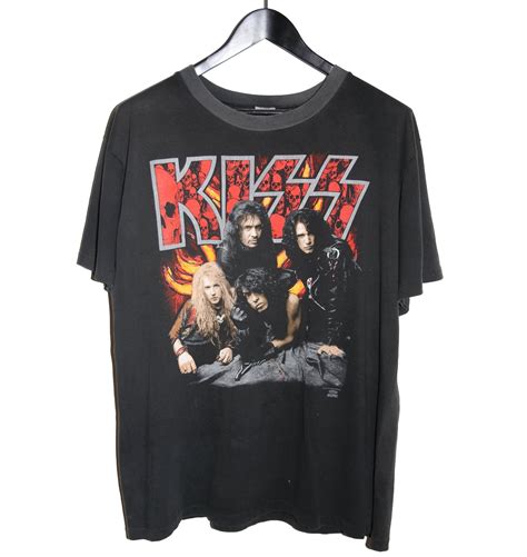 Kiss 1992 Revenge Tour Shirt – Faded AU