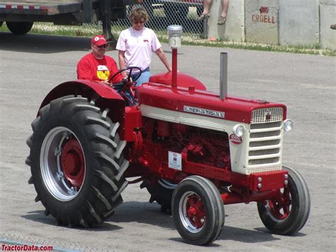 Tractordata International Harvester Tractor Photos Information