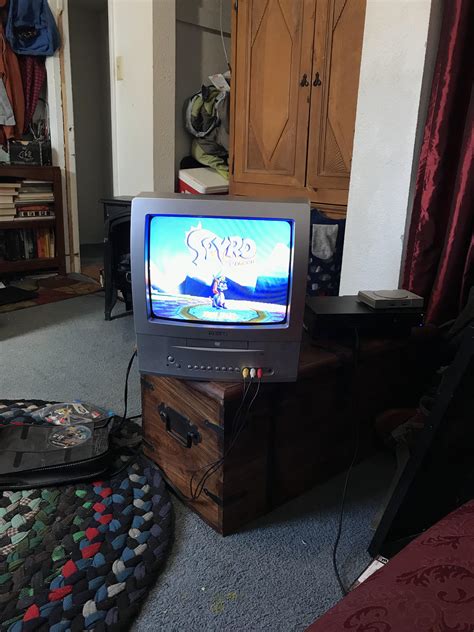 I Got A New Old Crt Tv For Free To Play My Og Ps1 Games Rretrogaming