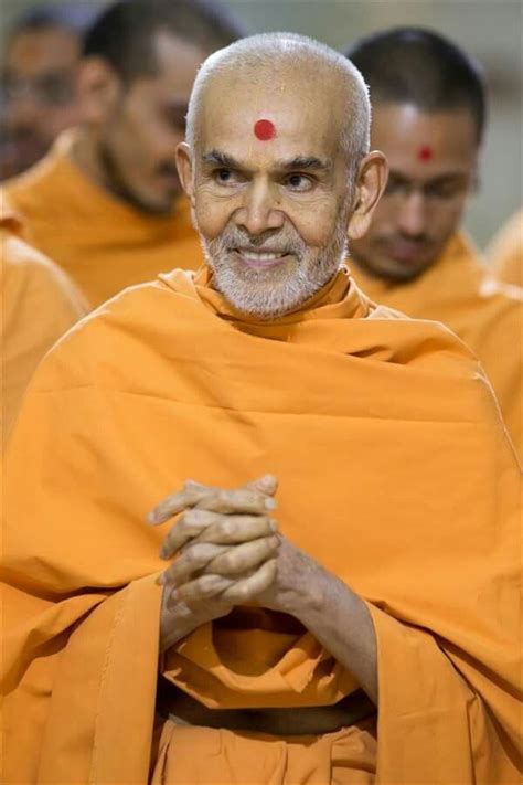 Pin By Dhwani Prajapati On Mahant Swami Maharaj Yogi Guru Cute Krishna