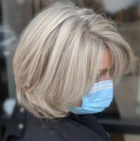 Розкішна та елегантна стрижка для жінок 45+: універсальна - підходить ...