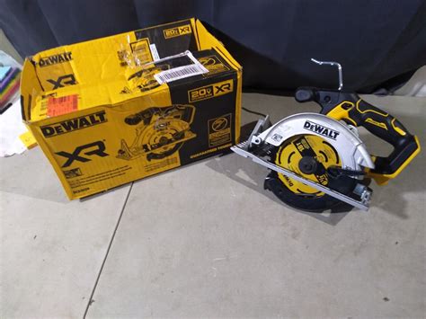 Dewalt Dcs565b 20v Max Bl Li Ion 6 12 In Circular Saw Tool Only