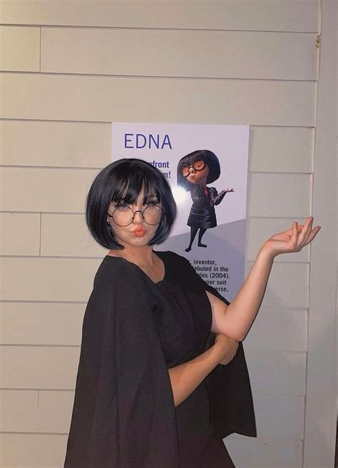 Edna Mode Halloween Costume In 2024 Halloween Costumes Pixar