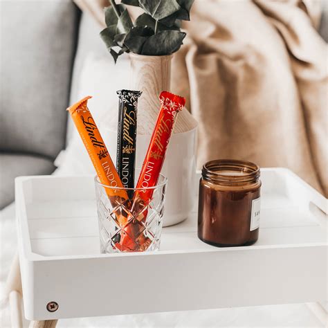 Lindt Lindor 60 Cacao Feinherb Stick 37g Online Kaufen Im World Of