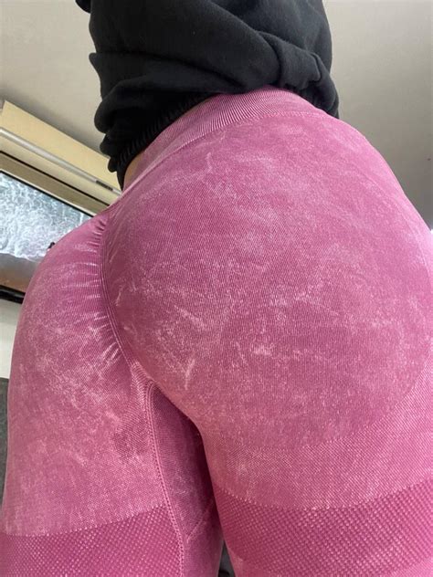 Today I Had An Intense Routine At The Gym My Ass Sweated A Lot Put Your Nose Here And Enjoy