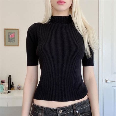 The Perfect Thick Ribbed Knit Short Sleeve Mock Neck Depop 2000s