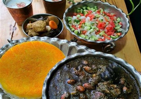 طرز تهیه و فوت و فن پخت خورشت دروغگو؛ یک غذای خوشمزه گیلانی