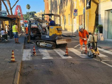 Albenga Prosegue La Manutenzione Delle Strade Via Al Ripristino Dell