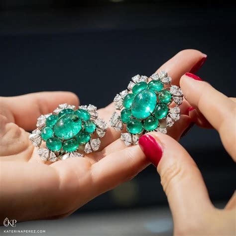 Flowers Or Snowflakes Gorgeous Emerald And Diamond Earrings By