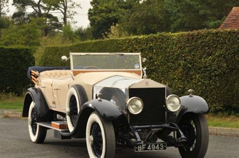 Inside England’s Royal Family Car Collection - Health & Detox & Vitamins