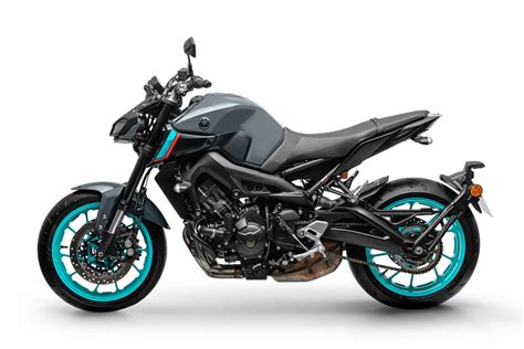 Yamaha MT 09 ABS 2024 O poder da supernaked tricilíndrica em novas