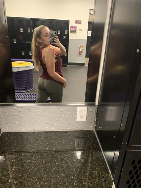 Nvgtn Leggings Mirror Selfie Leggings Fitness