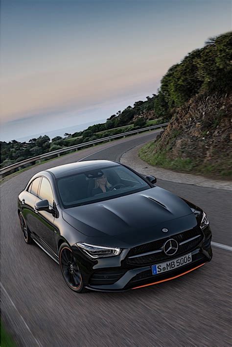 2020 Mercedes Benz Cla Coupe Unveiled At Ces 2019 New Mbux And Garmin