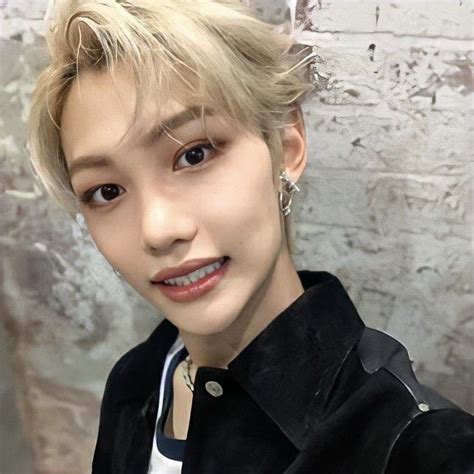 Lee Felix Skz Stray Kids Icon Pfp Selca Felix Stray Kids Skz Ot8