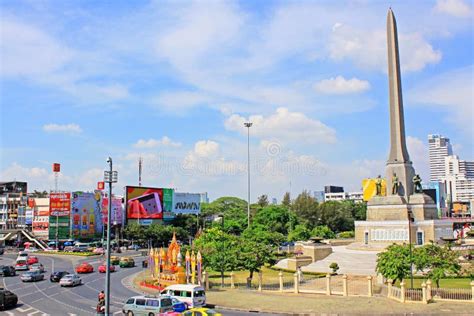 Victory Monument, Bangkok, Thailand Editorial Image - Image of victory ...