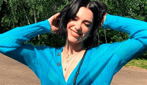 Dua Lipa Impacta En Instagram Con Sensual Bikini Sarah Lysander