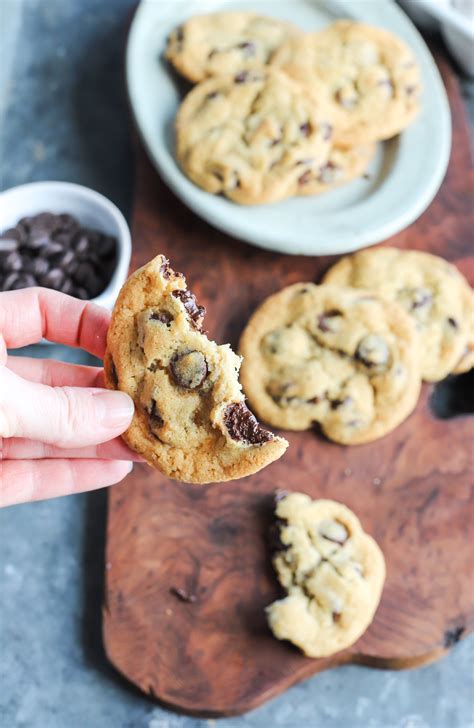 Classic Crunchy Chocolate Chip Cookies - Golden Barrel