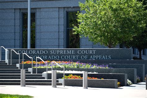 Gunman shoots up Colorado Supreme Court building, holds up security ...