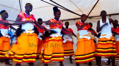 Best African Traditional Dances Maganda Traditional Dance YouTube