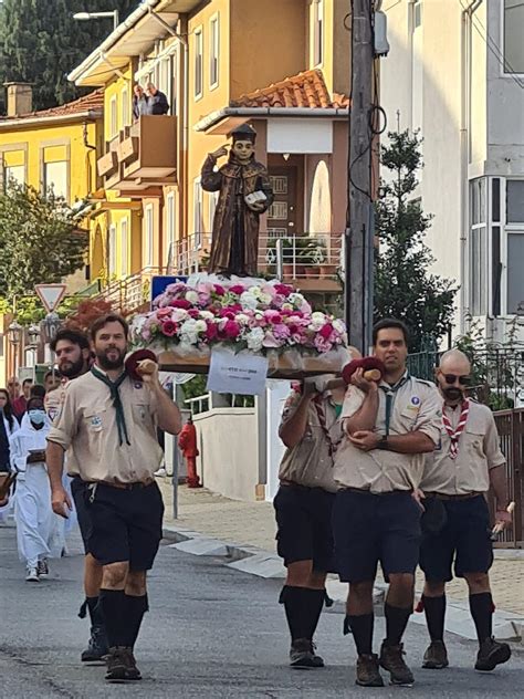 Santo Ov Dio Festas Ao Rubro O Gaiense