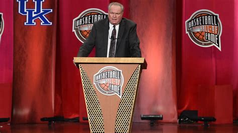 Celtics honor Hall of Famer Tommy Heinsohn with huge sign outside TD Garden - NBC Sports Boston