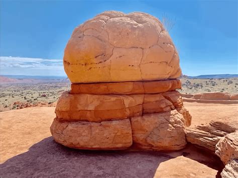 Erosion Caused This Natural Krabby Patty Shaped Rock Formation R Damnthatsinteresting