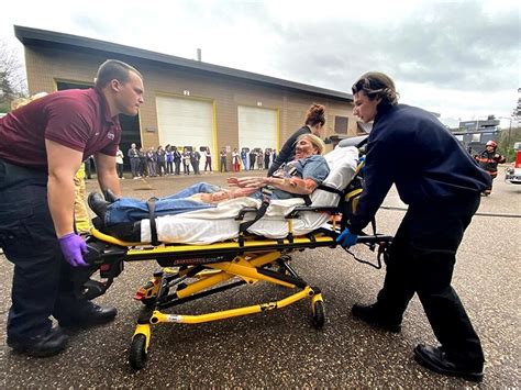 Nicolet College On Linkedin Emergency Response And Nursing Students