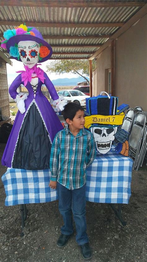 Piñatas catrina y guns and roses Guns And Roses High Chair Home Decor