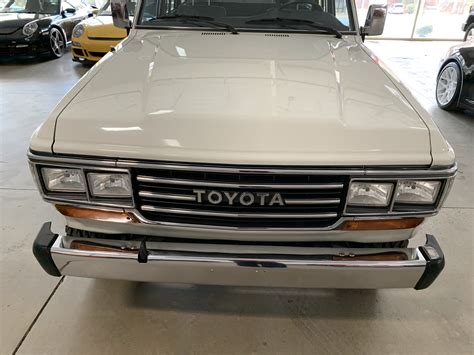 Full Detail of a 1988 Toyota Land Cruiser ~ August Precision