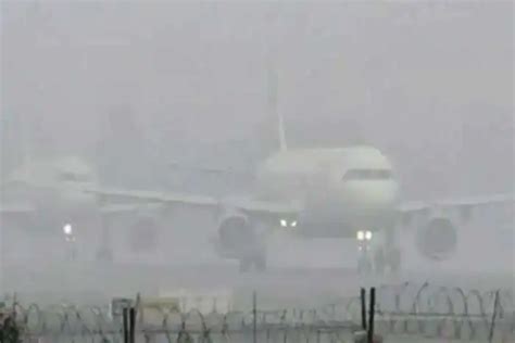 Delhi Airport Issues Fog Alert For Flyers