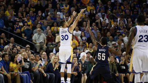 Video Golden State Warriors Stephen Curry Breaks Nba Record For Three