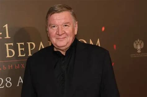 Роман Мадянов рассказал о жизненном уроке, полученном от режиссера ...