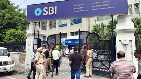 Deadline Approaching For Sbi Amrit Kalash Fd Scheme Earn High Interest