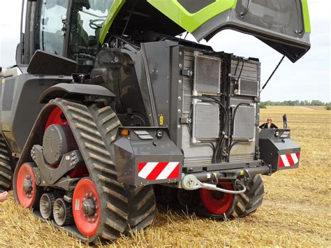 Claas Nuovi Xerion Serie 12 Fino A 653 Cavalli Meccagri Cloud