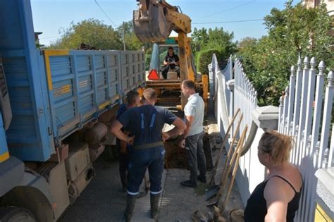 Jkp Naissus Radovi Na Mre I U Ulici Svetislava Jovanovi A