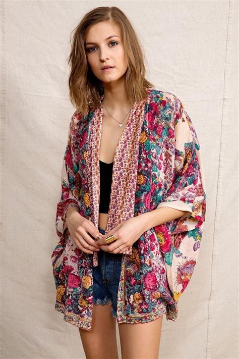 Pin By Katie Langlois On My Style Fashion Boho Kimono Style