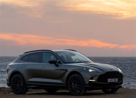 Aston Martin Dbx Satin Titanium Grey Fabricante Aston